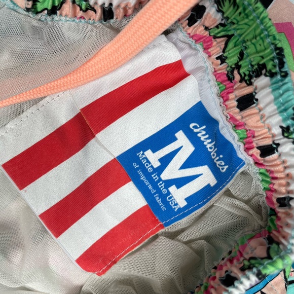 Chubbies Coconut Grove Parrot Swim Shorts Medium - Picture 5 of 5